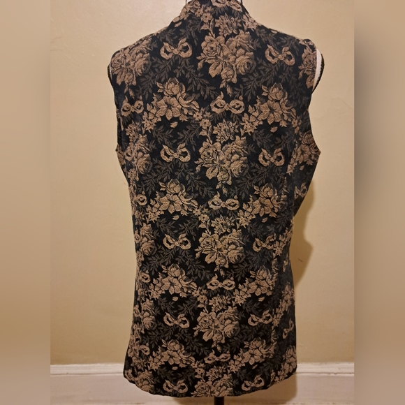 Intriguing Threads. Size medium vest. Vintage. - Picture 5 of 5